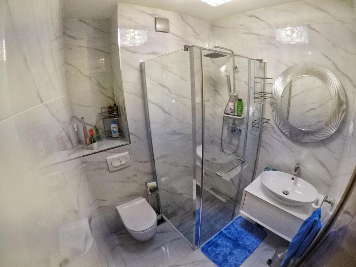 ספליט Luxurious Apartment Majda, 2 Bathrooms And Free Parking מראה חיצוני תמונה