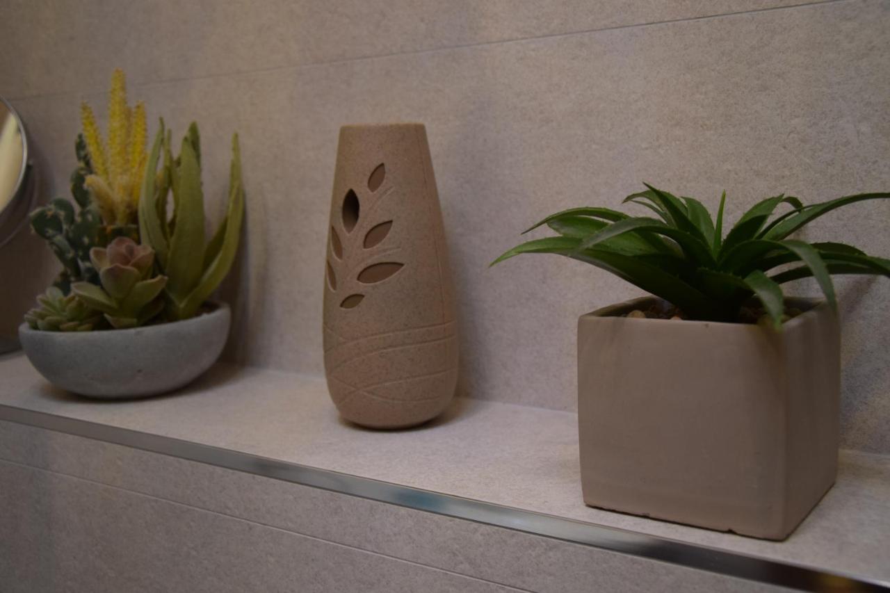 ספליט Luxurious Apartment Majda, 2 Bathrooms And Free Parking מראה חיצוני תמונה