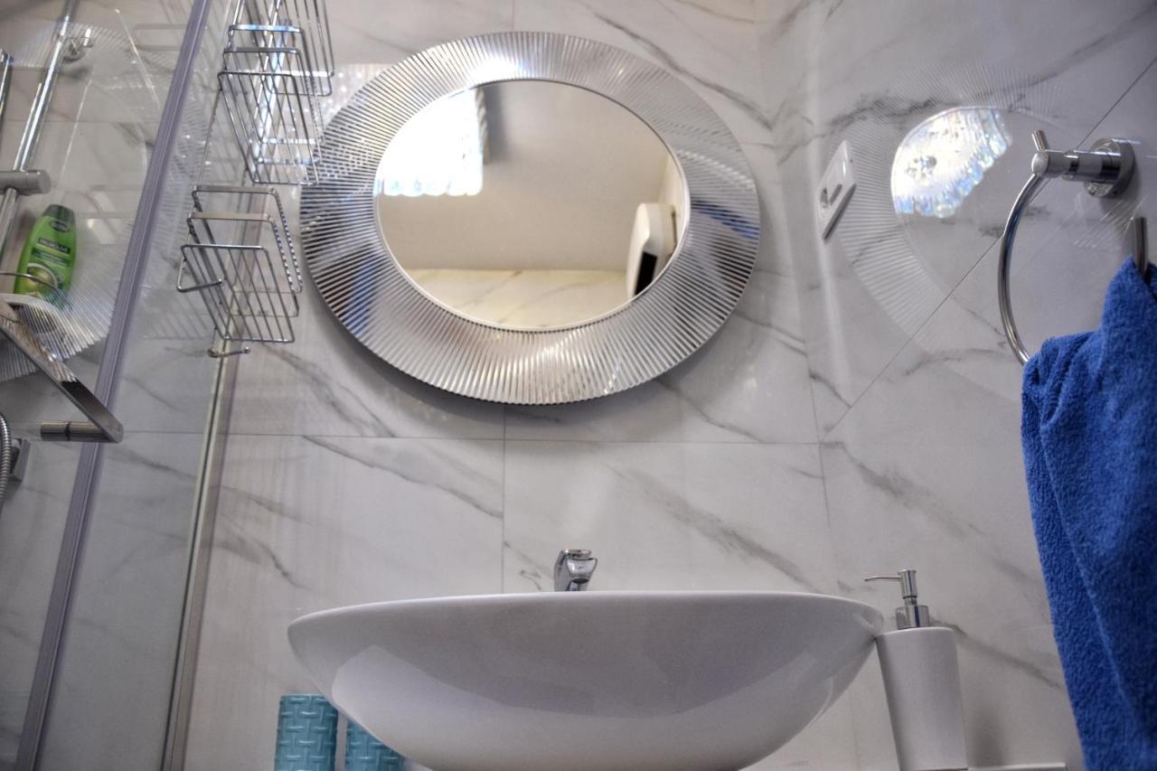 ספליט Luxurious Apartment Majda, 2 Bathrooms And Free Parking מראה חיצוני תמונה